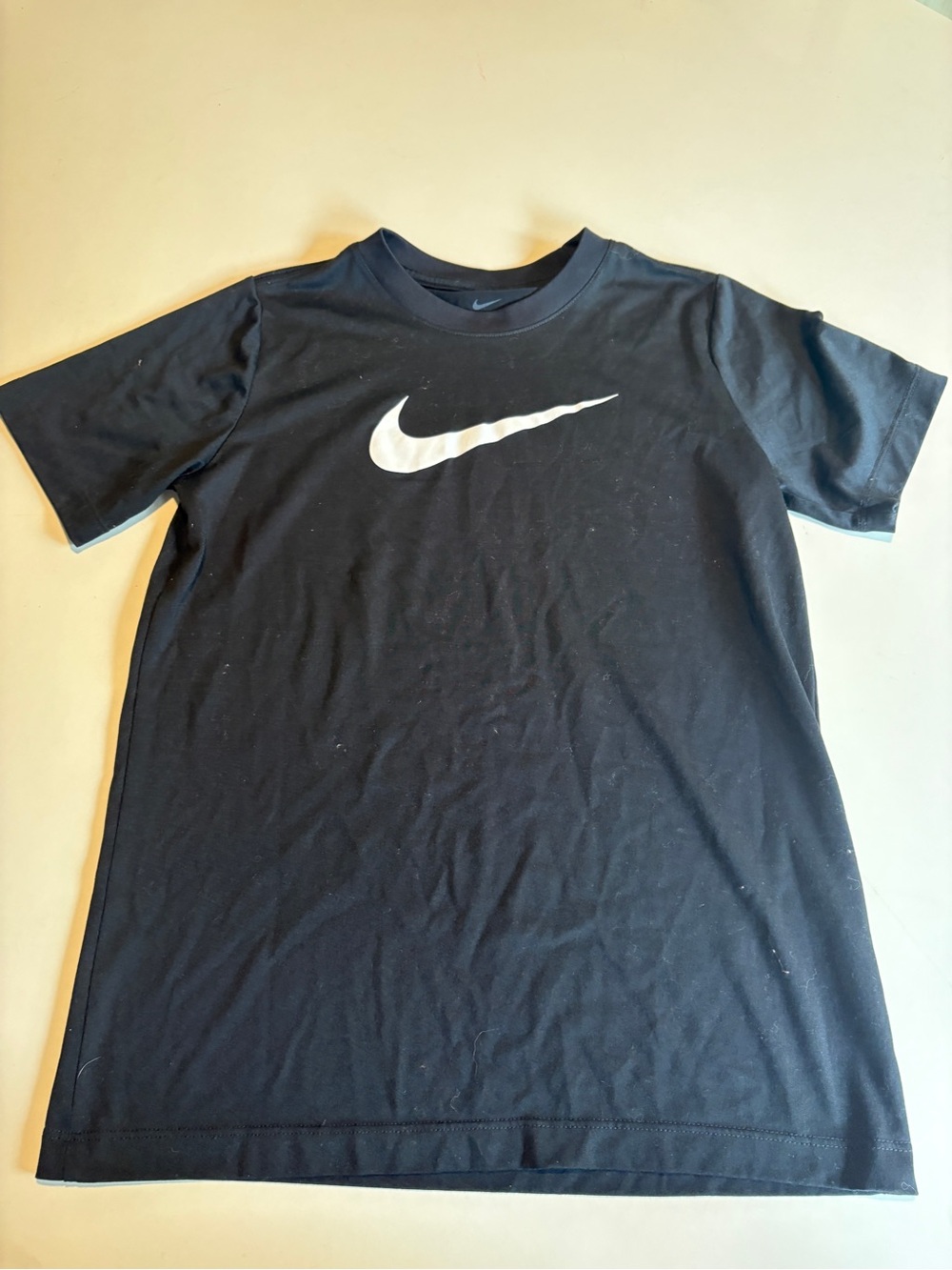 Nike Black Short Sleeve Tee with White Swoosh Logo